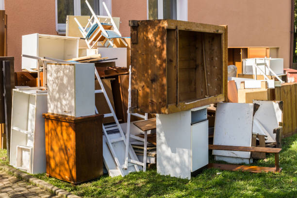 Professional Junk Removal Services in Caruthers, CA